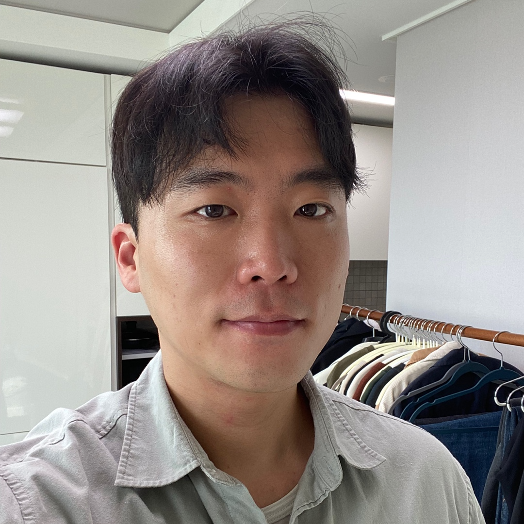 이현섭